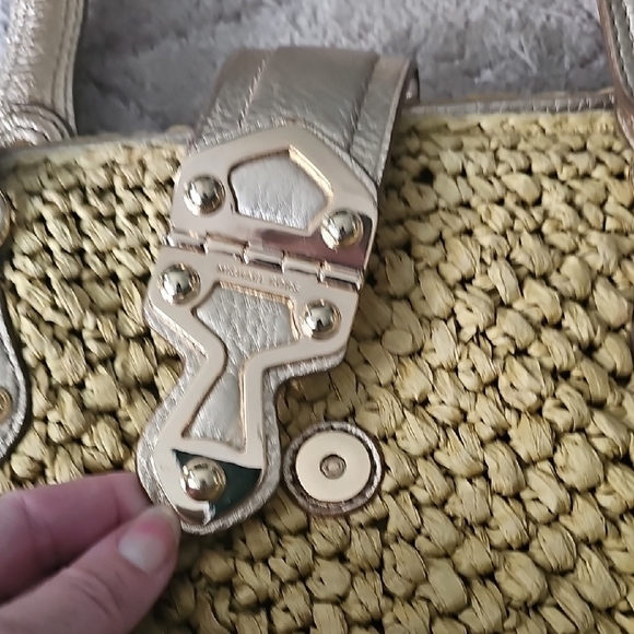 Michael Kors Medium Leather Trimmed Raffia Tote - Picture 3 of 7